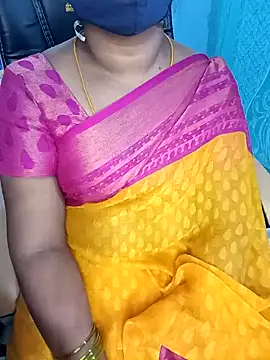 Snapshot of Tamil-hotwife chatting on 01.30.25 Tamil-hotwife online show from 01.30.25