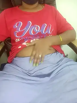 Snapshot of Tamil-hotwife chatting on 02.07.25 Tamil-hotwife online show from 02.07.25