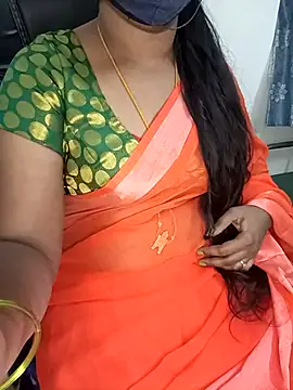 Snapshot of Tamil-hotwife chatting on 02.07.25 Tamil-hotwife online show from 02.07.25
