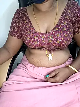 Snapshot of Tamil-hotwife chatting on 02.13.25 Tamil-hotwife online show from 02.13.25