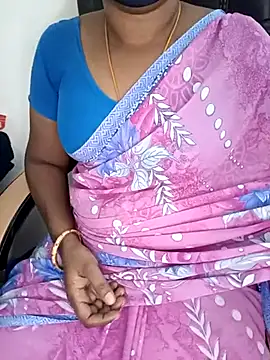 Snapshot of Tamil-hotwife chatting on 02.14.25 Tamil-hotwife online show from 02.14.25