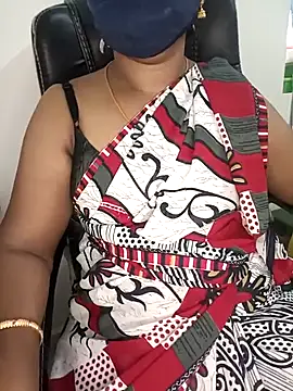 Snapshot of Tamil-hotwife chatting on 02.15.25 Tamil-hotwife online show from 02.15.25