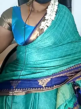 Snapshot of Tamil-hotwife chatting on 02.21.25 Tamil-hotwife online show from 02.21.25