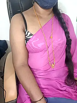 Snapshot of Tamil-hotwife chatting on 02.26.25 Tamil-hotwife online show from 02.26.25
