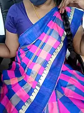 Snapshot of Tamil-hotwife chatting on 02.26.25 Tamil-hotwife online show from 02.26.25
