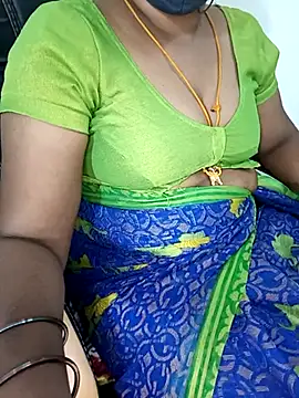 Snapshot of Tamil-hotwife chatting on 02.27.25 Tamil-hotwife online show from 02.27.25