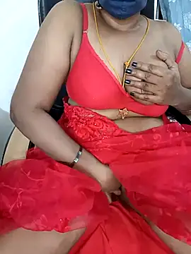 Snapshot of Tamil-hotwife chatting on 02.28.25 Tamil-hotwife online show from 02.28.25