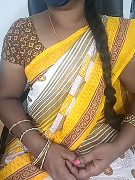 Snapshot of Tamil-hotwife chatting on 03.12.25 Tamil-hotwife online show from 03.12.25