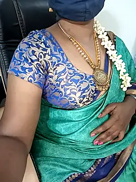 Snapshot of Tamil-hotwife chatting on 03.13.25 Tamil-hotwife online show from 03.13.25