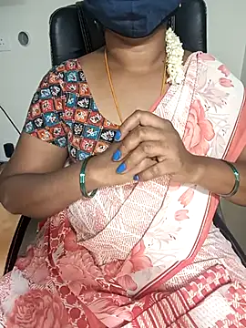 Snapshot of Tamil-hotwife chatting on 03.15.25 Tamil-hotwife online show from 03.15.25