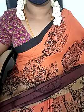 Snapshot of Tamil-hotwife chatting on 03.17.25 Tamil-hotwife online show from 03.17.25