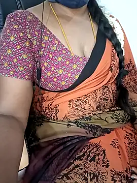 Snapshot of Tamil-hotwife chatting on 03.17.25 Tamil-hotwife online show from 03.17.25