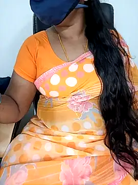 Snapshot of Tamil-hotwife chatting on 03.18.25 Tamil-hotwife online show from 03.18.25