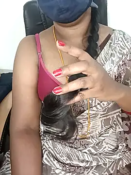 Snapshot of Tamil-hotwife chatting on 03.22.25 Tamil-hotwife online show from 03.22.25