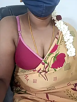 Snapshot of Tamil-hotwife chatting on 09.18.25 Tamil-hotwife online show from 09.18.25