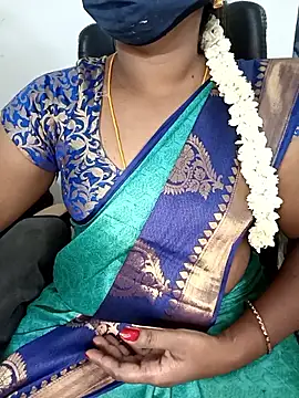 Snapshot of Tamil-hotwife chatting on 09.19.25 Tamil-hotwife online show from 09.19.25