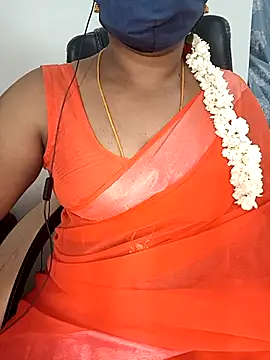 Snapshot of Tamil-hotwife chatting on 10.15.25 Tamil-hotwife online show from 10.15.25