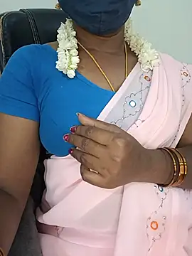 Snapshot of Tamil-hotwife chatting on 05.28.26 Tamil-hotwife online show from 05.28.26
