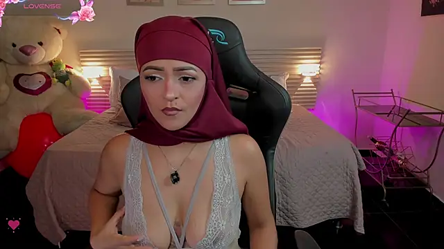 Snapshot of New_Arab_Kingdom chatting on 09.14.25 New Arab Kingdom online show from 09.14.25