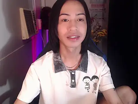 Snapshot of Lemonadexxx chatting on 11.18.25 Lemonadexxx online show from 11.18.25