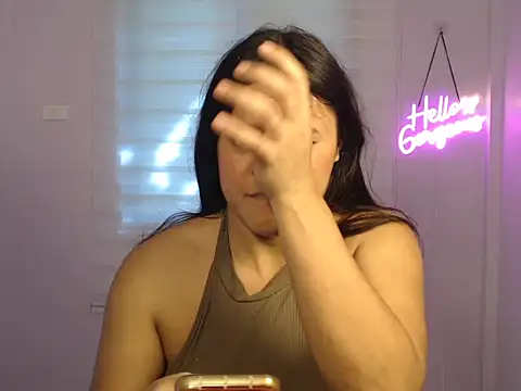 Miss Ivanawolf online show from 12.25.24