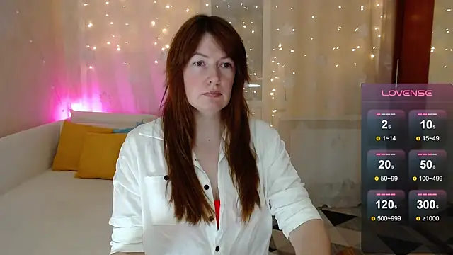 Snapshot of Kira_land chatting on 01.26.25 Kira land online show from 01.26.25