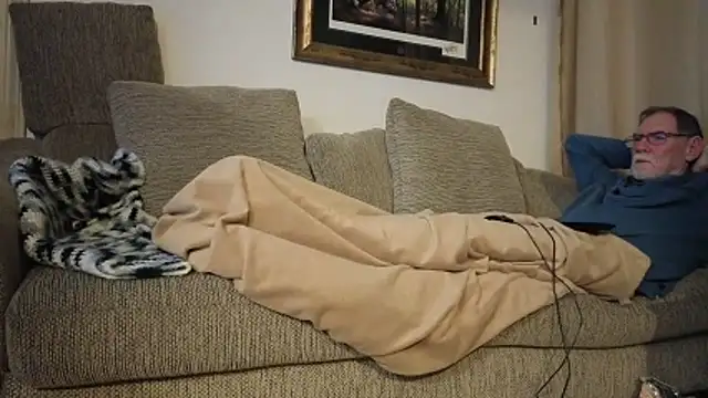 Snapshot of CDforU chatting on 02.21.26 CDforU online show from 02.21.26