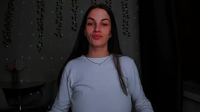 Snapshot of KarlaSim chatting on 02.03.25 KarlaSim online show from 02.03.25