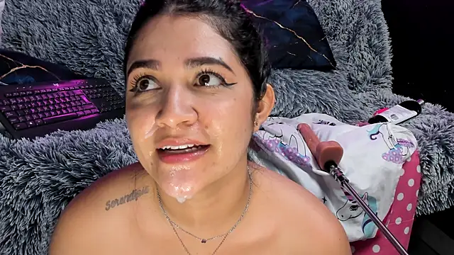 Emilyjhonson 01 online show from 10.01.25