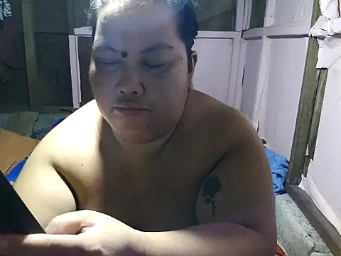 Snapshot of xxbigboootyxx chatting on 10.26.25 xxbigboootyxx online show from 10.26.25