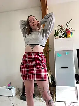 Snapshot of Daisy_Michto_Officiel chatting on 03.14.25 Daisy Michto Officiel online show from 03.14.25