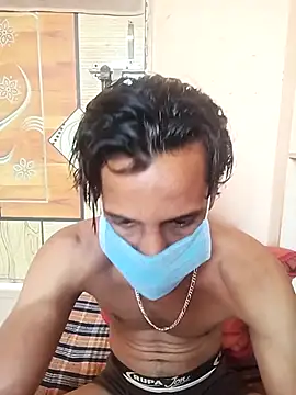 Snapshot of Fuckerboy123sam chatting on 12.21.25 Fuckerboy123sam online show from 12.21.25