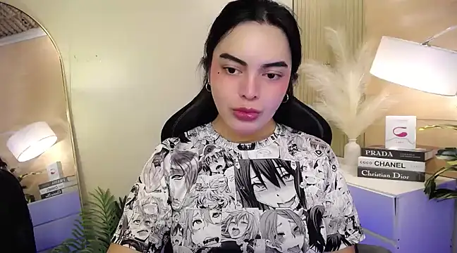 HotstuffCherrySummer online show from 01.19.25