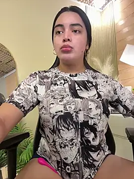 HotstuffCherrySummer online show from 03.11.25