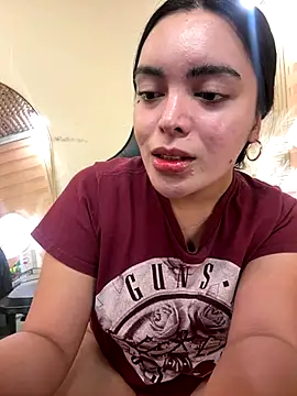 HotstuffCherrySummer online show from 09.12.25