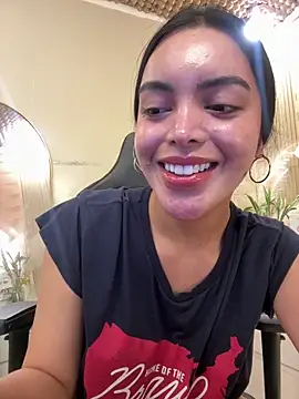 HotstuffCherrySummer online show from 06.15.26