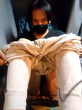 Snapshot of tarou08700870 chatting on 11.17.25 tarou08700870 online show from 11.17.25