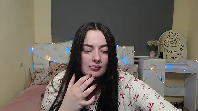 Snapshot of MilanaPrice chatting on 02.17.26 MilanaPrice online show from 02.17.26