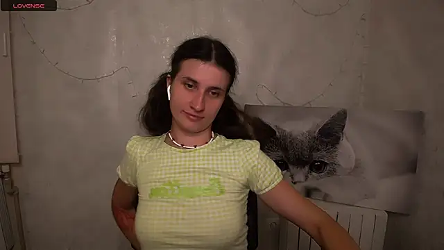 Snapshot of MaryEm976 chatting on 07.20.26 MaryEm976 online show from 07.20.26