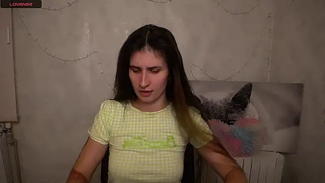 Snapshot of MaryEm976 chatting on 07.27.26 MaryEm976 online show from 07.27.26