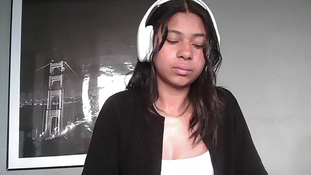 dark enchantress  online show from 02.07.26