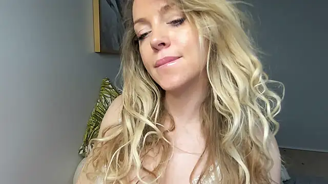 BelieveinEmliy online show from 12.30.24