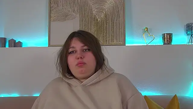 LillianKim online show from 03.20.25