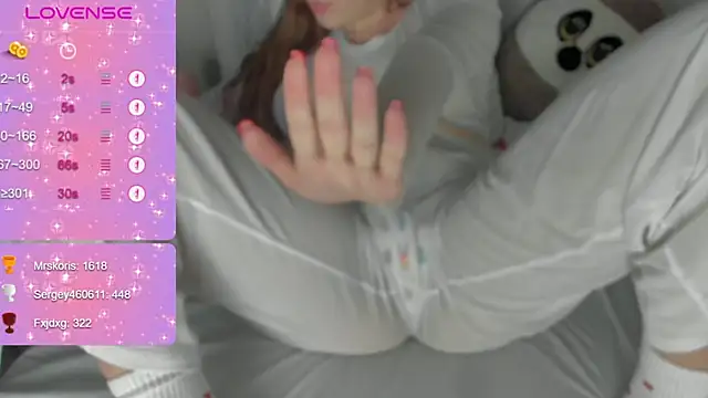 Snapshot of 92yourbitch922 chatting on 02.14.26 92yourbitch922 online show from 02.14.26