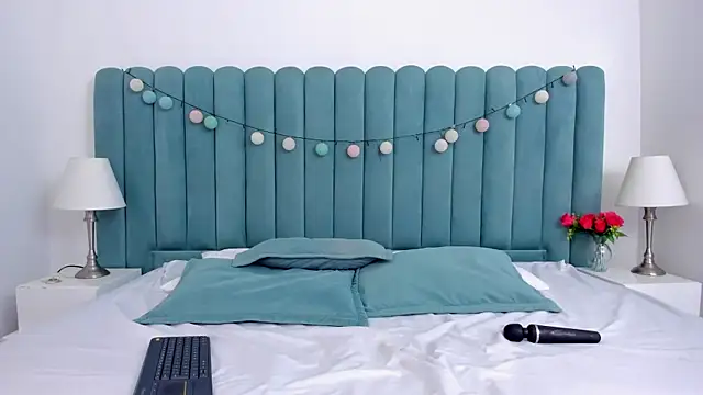 marianaaguii online show from 03.14.25