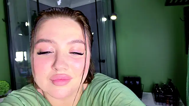 KylieLips online show from 05.30.26
