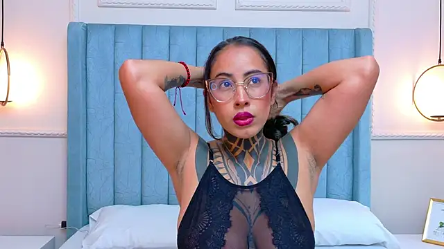 NicoleBlum online show from 06.17.26