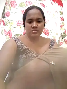 Snapshot of Sexiest_quen chatting on 11.21.25 Sexiest quen online show from 11.21.25