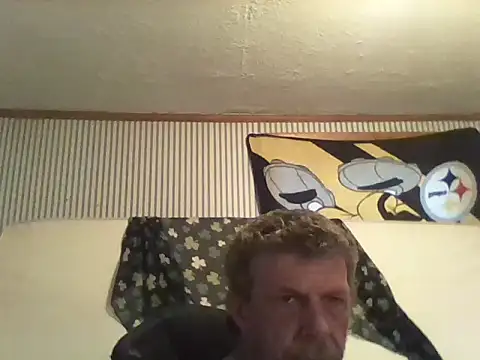 Snapshot of mrbigandthick1860 chatting on 03.20.25 mrbigandthick1860 online show from 03.20.25