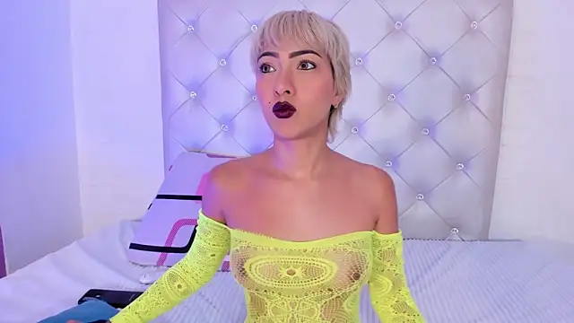 Snapshot of xGenesis_Miller_ chatting on 10.14.25 xGenesis Miller online show from 10.14.25